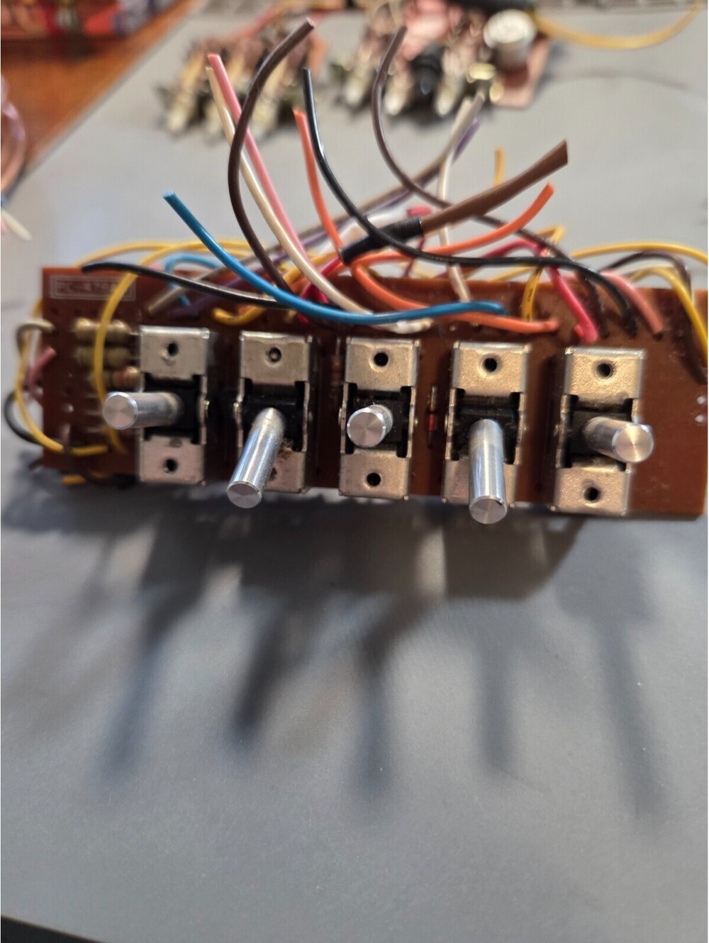 SPEAKER/ANL/CB/PA ETC SWITCHES COBRA 2000 GTL